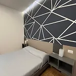 Arechi 招待所 3*